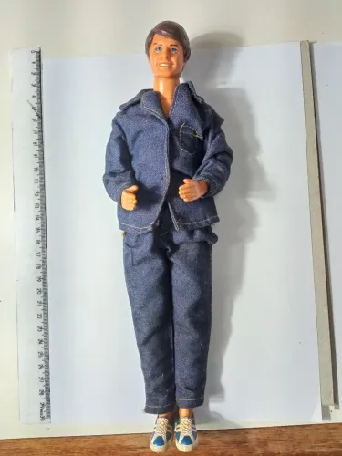 Boneco Ken Estrela Visual Jeans - Raro Barbie Vintage Anos 90 com Sapatos Originais