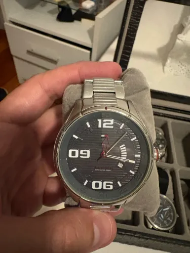 Relogio Tommy Hilfiger Chase 1790805 com pulseira de aço inoxidável. 