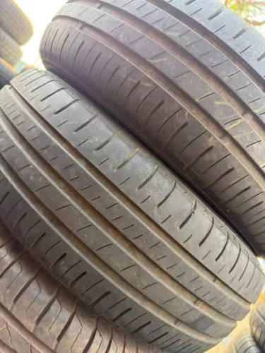 Pneu 175/65/15 Dunlop sport de  85 % vida útil