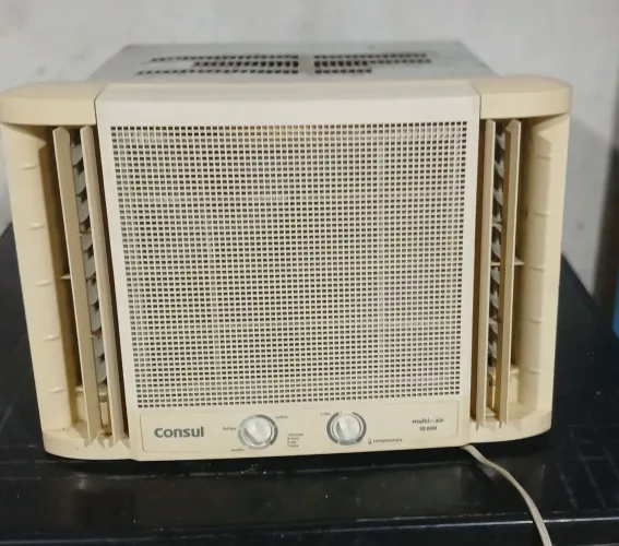 AR-CONDICIONADO 10 MIL BTUS