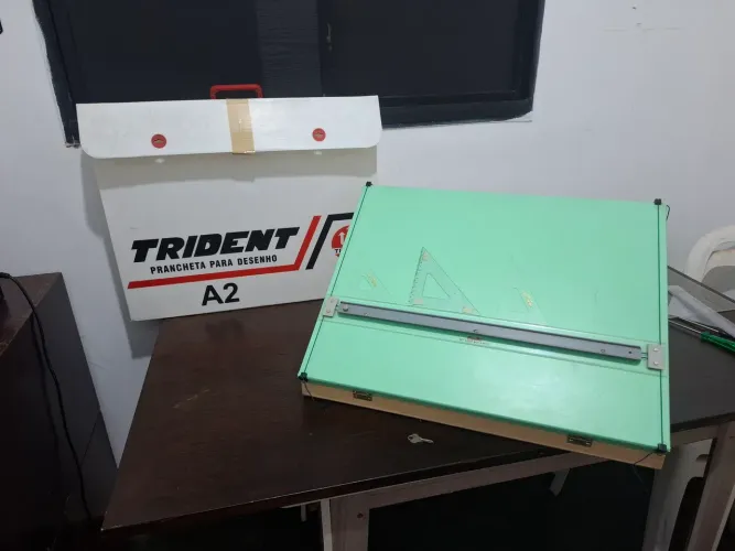 Prancheta trident A2