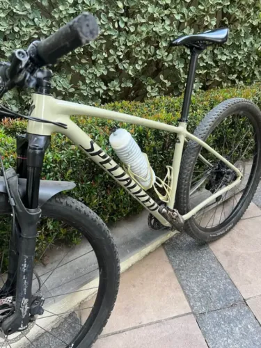 Specialized Chisel - o alumínio mais leve DO MUNDO
