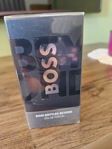 Perfume masculino Boss Bottled Beyond 100ml