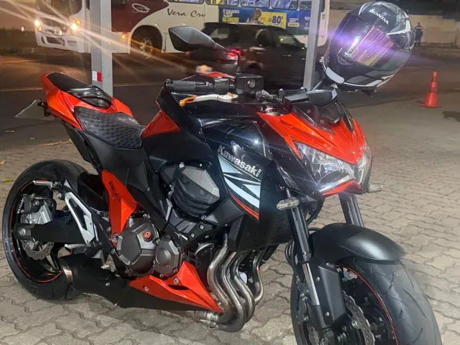 KAWASAKI Z800