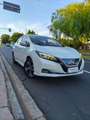 Nissan Leaf Aut. (elétrico) 2020