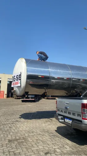 Venda de um semi reboque Tanque