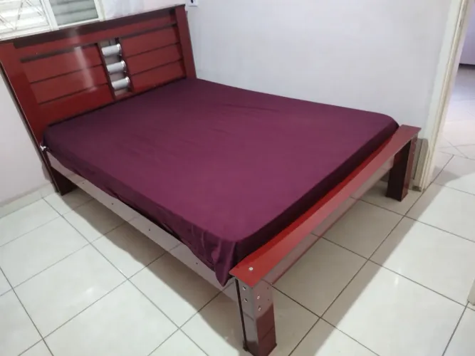 Cama casal (sem colchão)