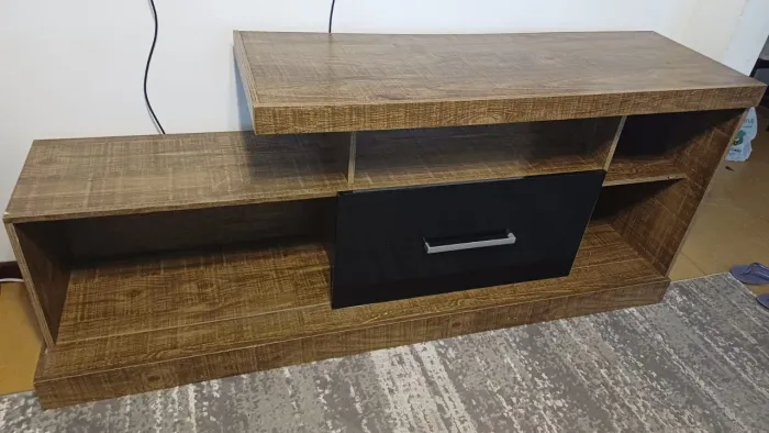 Vendo Rack Moderno e Robusto - Ótimo Estado!