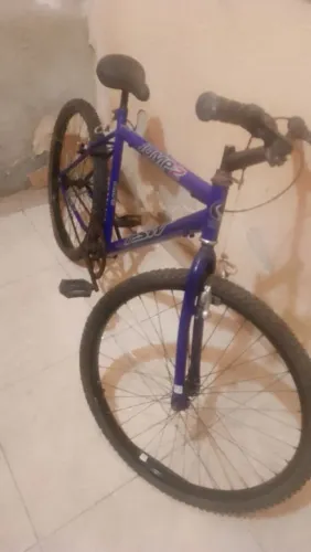 Bicicleta aro 26 semi nova