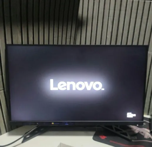 Monitor Lenovo Legion 240Hz 0,5ms