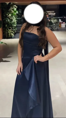 Vestido azul marinho