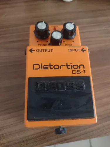 Vendo Pedal Boss distortion DS1