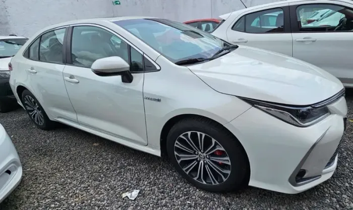 Toyota Corolla Altis Prem. Hybrid 1.8 Flex AUT 2021