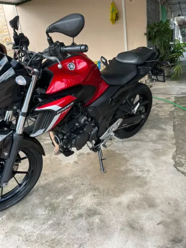 Yamaha FZ25