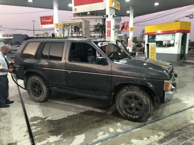 Nissan Pathfinder XE 4X4 1994