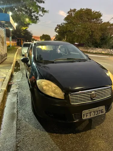 Fiat Linea Essence 1.8 Flex 16V 4P 2013