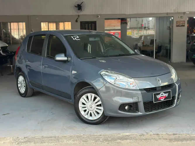 Renault Sandero Privilège Hi-flex 1.6 16V 5P AUT 2012