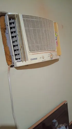 AR CONDICIONADO DE JANELA MARCA~CONSUL