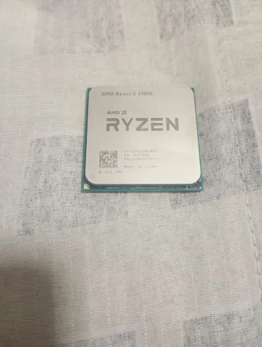 Ryzen 5 3400g clock de até 4.2GHZ , 4 núcleos / 8 threads + Air cooler 2 heatpipes