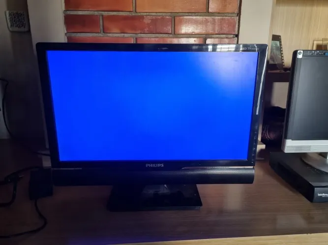 Monitor/TV Philips 22" Full HD - Modelo 220TS2L