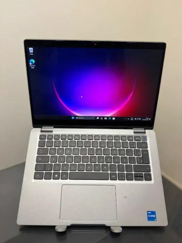 Notebook Dell Latitude i5 - 11º -2 in 1 Tablet- Ram 8 GB- SSD256 -Intel Graphics XE - 14