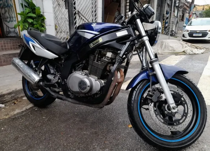 Gs 500E SUZUKI