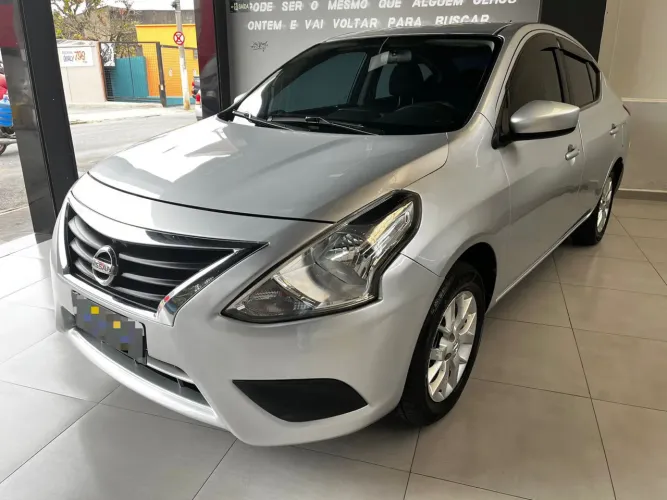 Nissan Versa SL 1.6 16V Flexstart 4P Mec. 2016