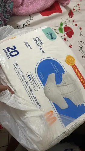 Fraudas geriátricas tamanho M marca dauf, retirada no bairro Bonsucesso