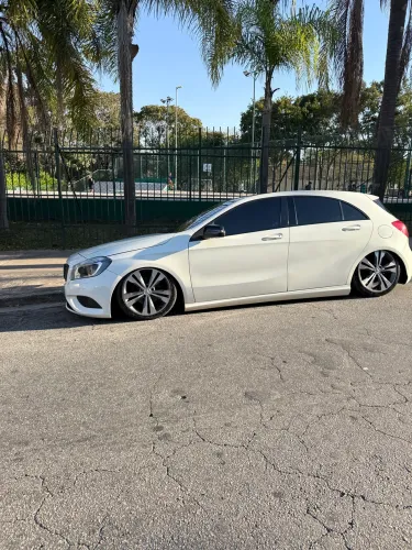 Mercedes-Benz Classe A 200 1.6 TB 16V Urban 156cv Aut. 2014