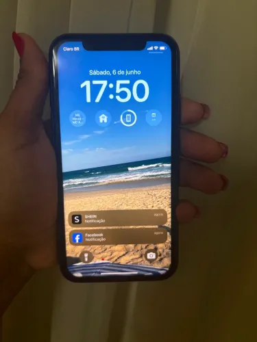 iPhone 11 Preto 128GB - Ótimo Estado (Bateria 73%) uso pessoal