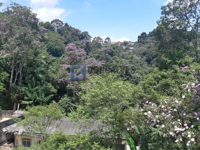Chácara Residencial à Venda em São Bernardo do Campo  2 Quartos, 10 Vagas, Amplo Terreno