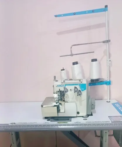 Vendo máquina overlock industrial