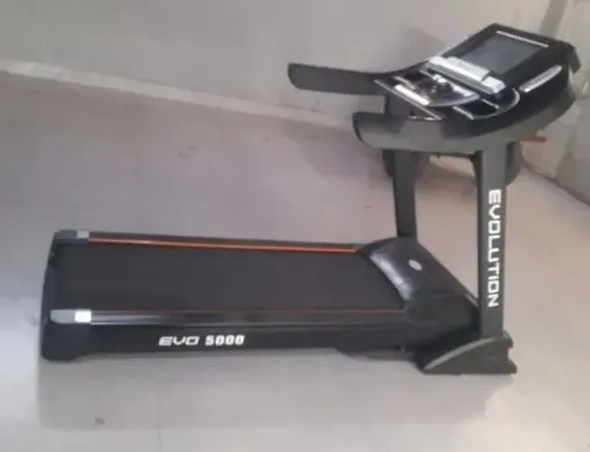 Esteira Ergométrica Evolution 3500