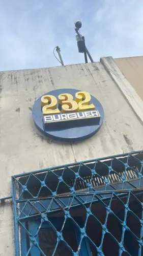 VAGA 232 BURGUER - TURNO NOITE
