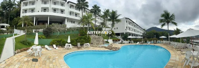 Apartamento à venda em Ubatuba, Praia das Toninhas, com 3 quartos, 136m²