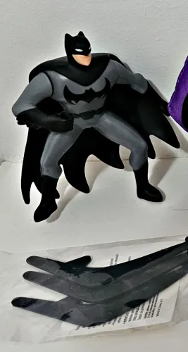 Brinquedos colecionáveis Batman, Mulher Gato, Raven (Titãs)