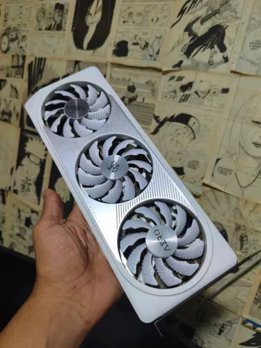 PLACA DE VÍDEO RTX 4060 branca