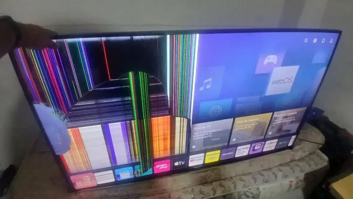 TRINCADO TV LG 60