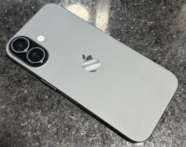 iPhone 17 Preto 256GB