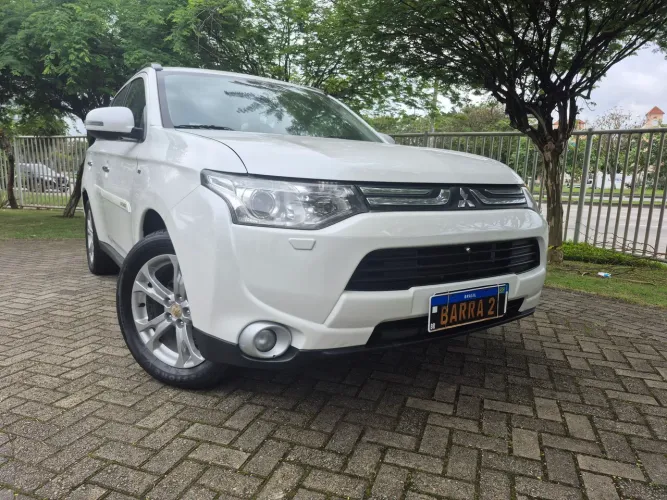Mitsubishi Outlander 3.0/ GT 3.0 V6 Aut. 2014