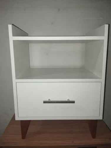 Criado mudo