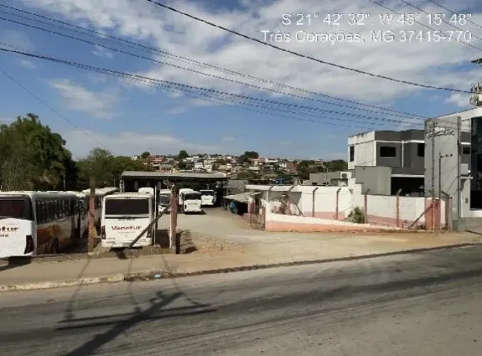 Excelente imóvel Comercial no Jardim Paraiso, Tres Coracoes - MG, Nº 1470, 261,48m² | Ven