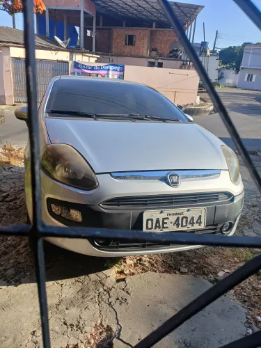 Fiat Punto Attractive 1.4 Fire Flex 8V 5P 2013