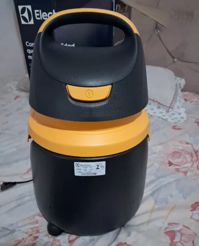 Aspirador de pó novo