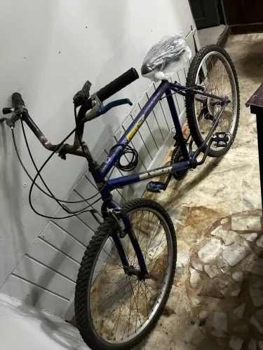 Bicicleta marca ?SUNSET? usada Perfeita