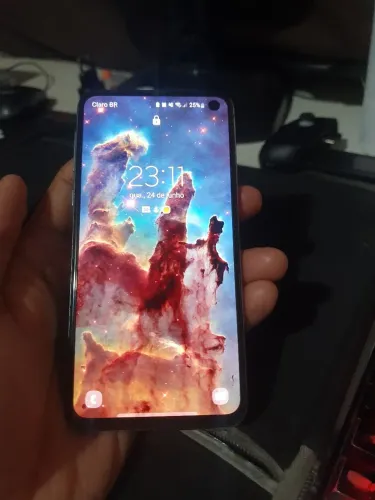 Samsung s10e