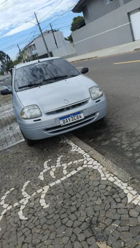 Renault Clio Rn/alize/expr./1.0 Hi-power 16V 5P 2002