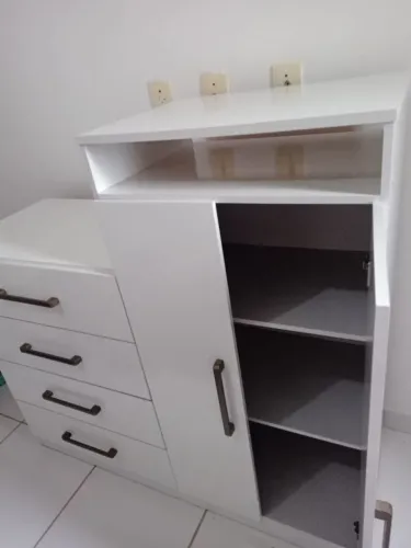 Cômodas brancas para vender (em ótimo estado).
