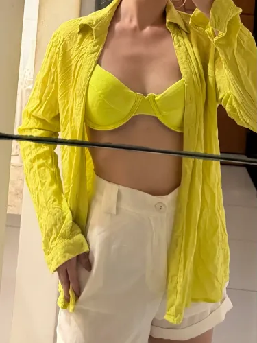 Camisão verde + biquíni