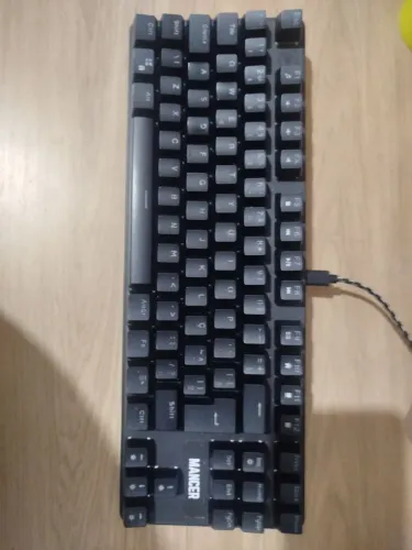 Teclado mecânico Mancer switch vermelho